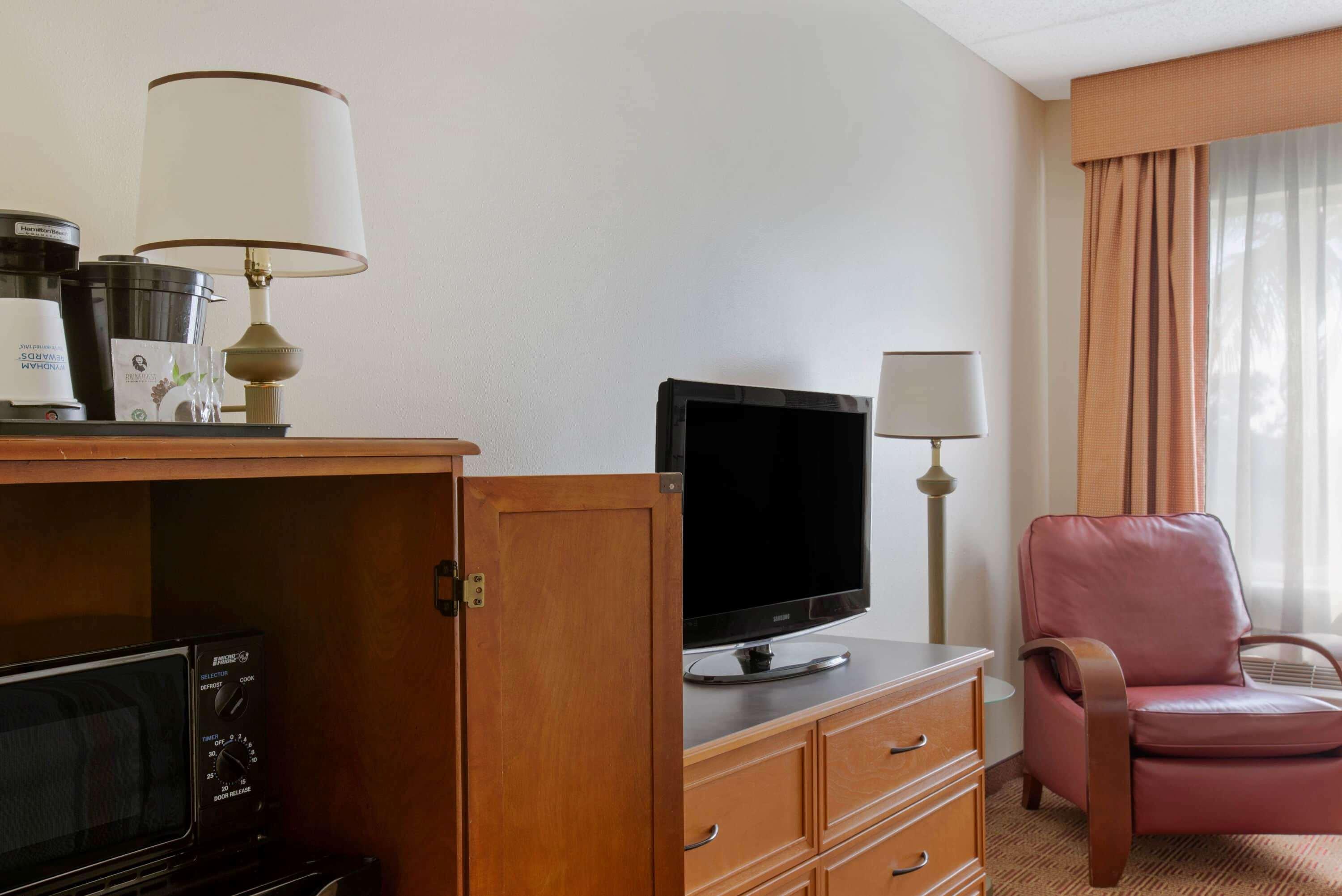 La Quinta Inn & Suites By Wyndham Sawgrass Санрайз Экстерьер фото