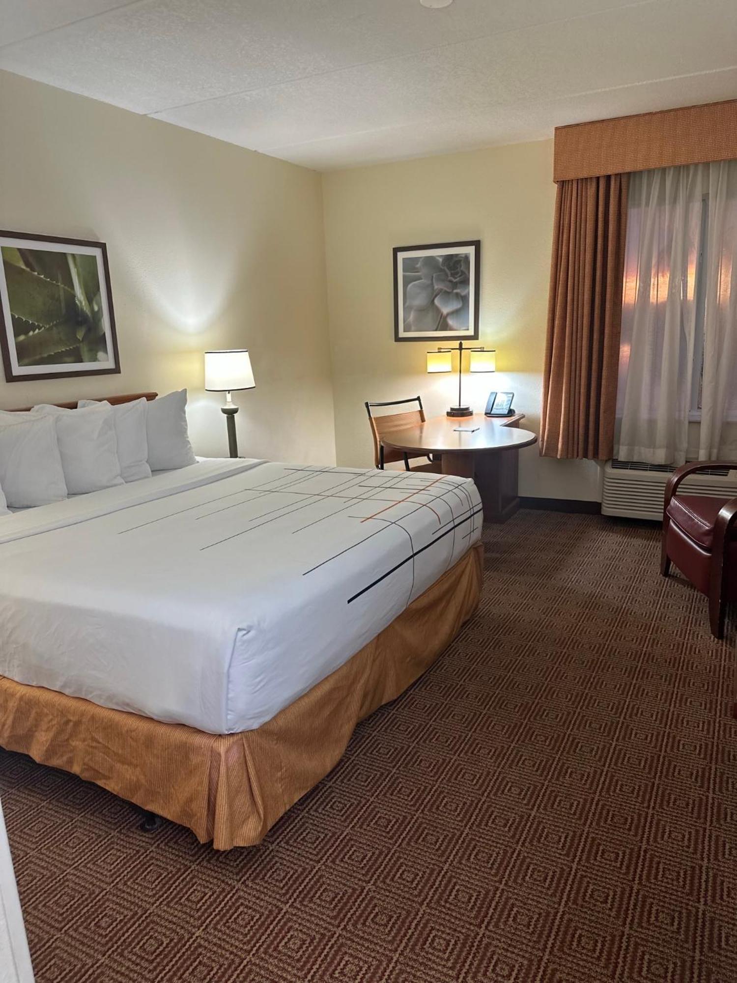 La Quinta Inn & Suites By Wyndham Sawgrass Санрайз Экстерьер фото