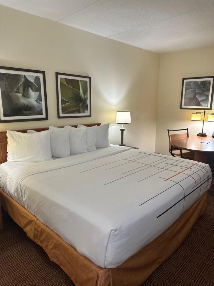 La Quinta Inn & Suites By Wyndham Sawgrass Санрайз Экстерьер фото